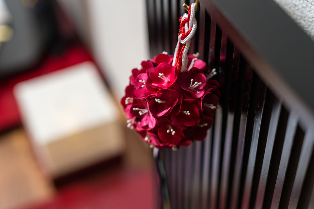 親王飾り 十一番 袋帯親王飾り 京十一番親王飾り「唐織袋帯：段菊水に椿文錦」【限定3作品