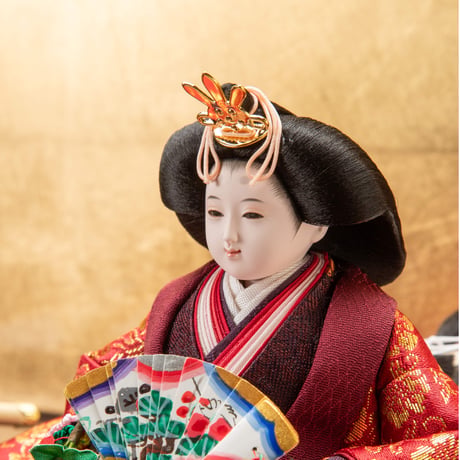 京十一番親王収納飾「牡丹唐草文錦：濃き紫」