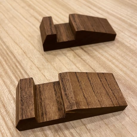 コの字型スタンド