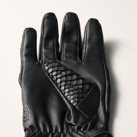 斬 025 python