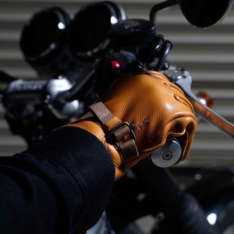 動 Move BLACK