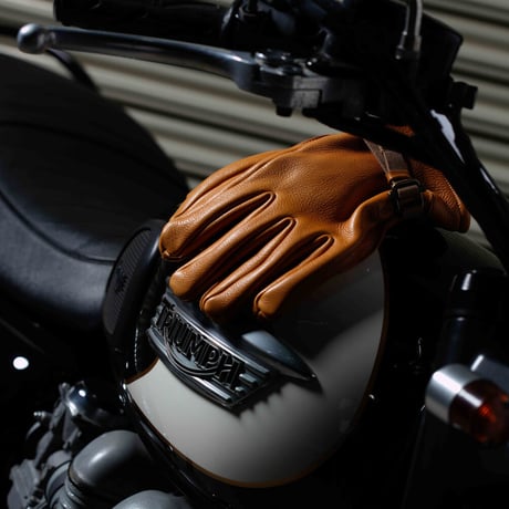 動 Move BLACK