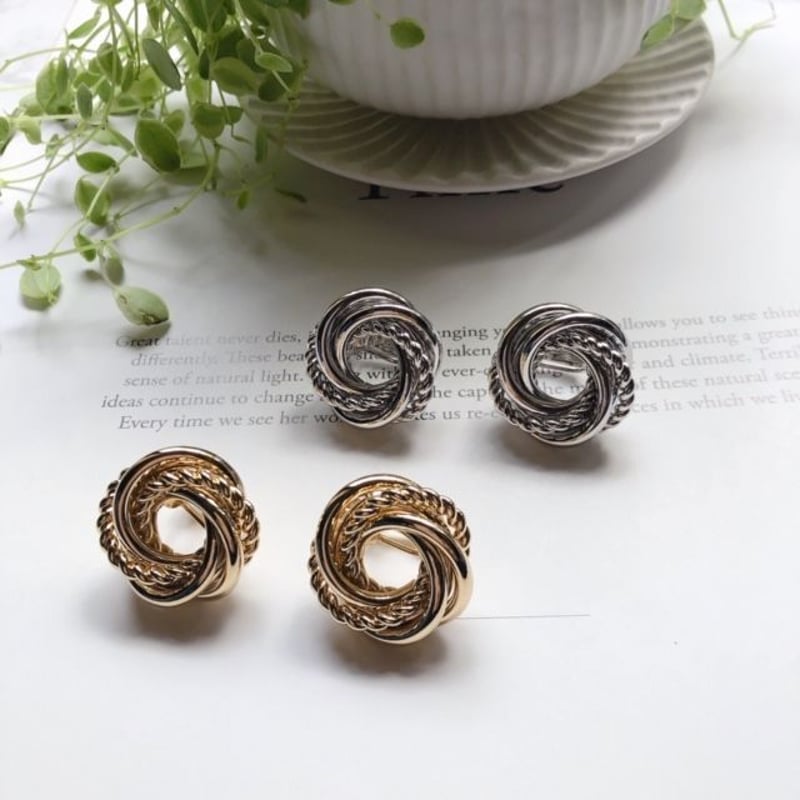 チェーントリニティイヤリング | RiiUM