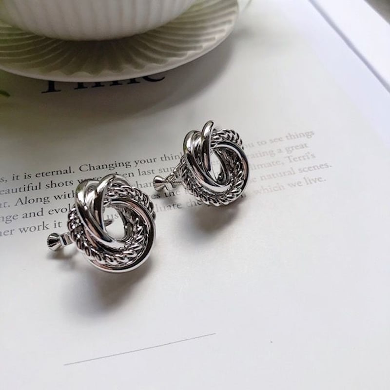 チェーントリニティイヤリング | RiiUM