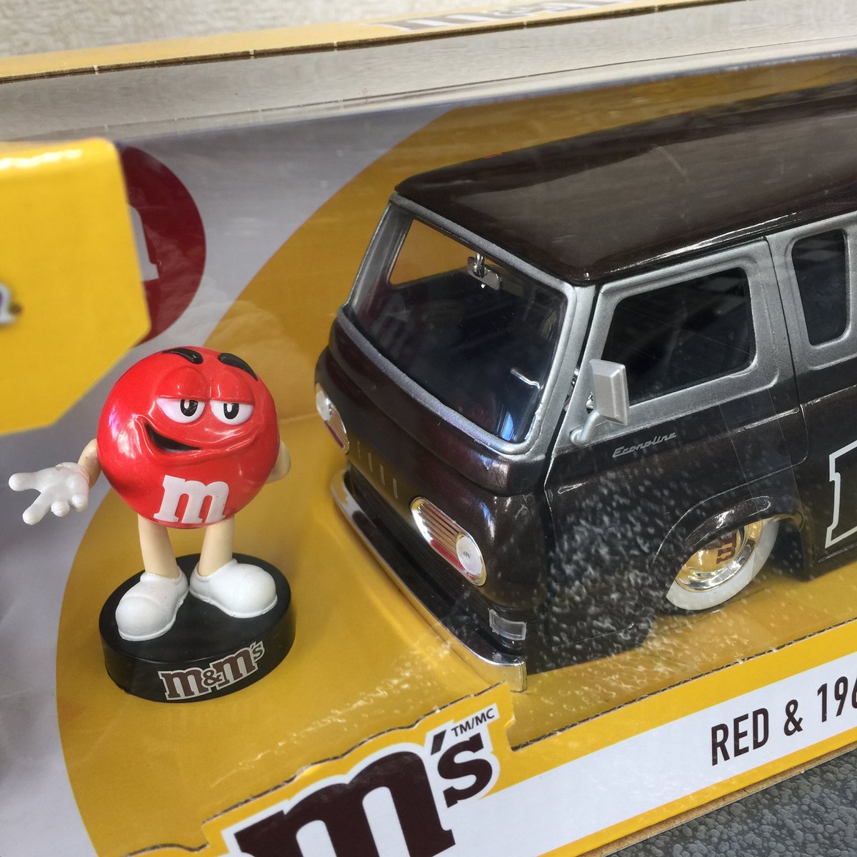 M&M'S レトロミニカー 1/24 JADA TOYS 1965 フォード エコのライン エムアンドエムズ レッド