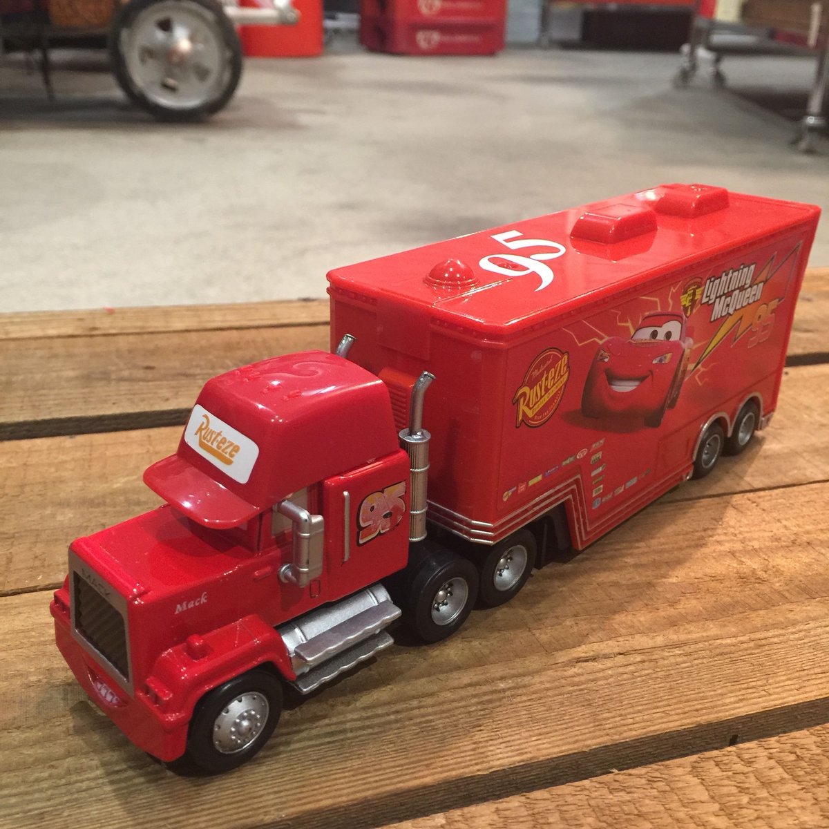 カーズ マテル MACK HAULER カーズ２ 激レア ミニカー ピクサー カーズ マテル MACK HAULER カーズ2 激レア ミニカー ピクサー
