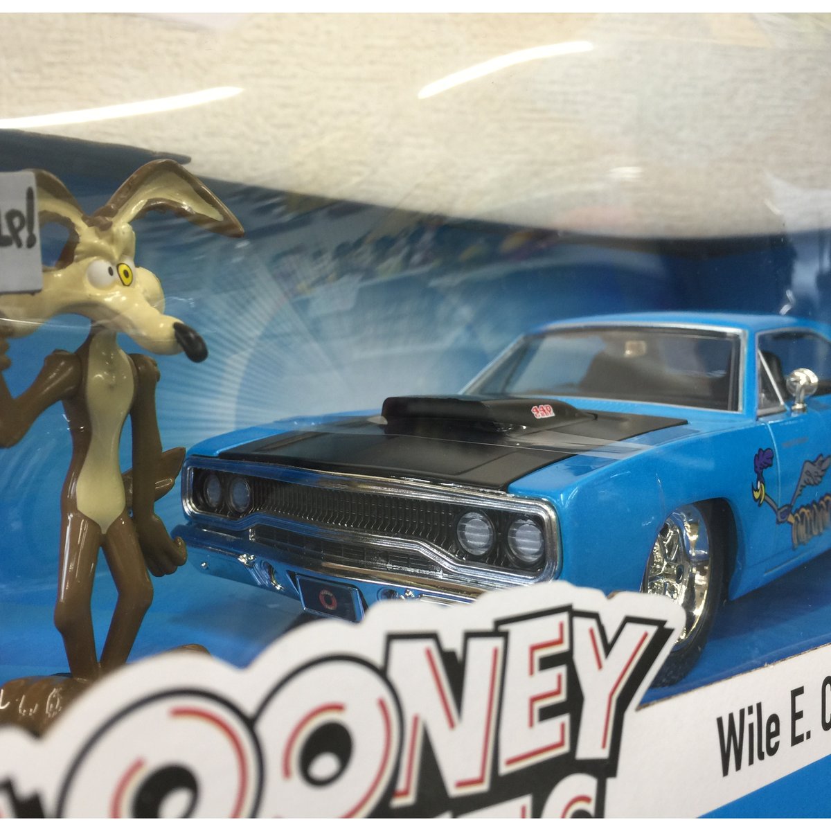 jada toys 1/24 ワイリーコヨーテ ＆ プリムス ロードランナー