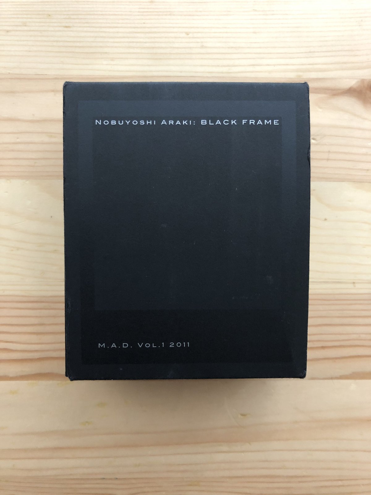 遺影 荒木経惟 Nobuyoshi ArakiI Black Frame