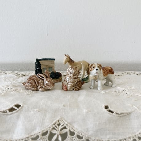 vintage kitten figurine