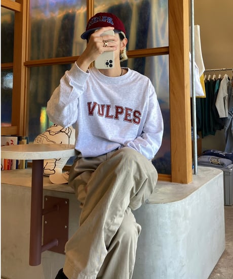 【ORIGINAL】 Vulpes. / College Logo ロングスリーブ Tシャツ (ユニセックス)