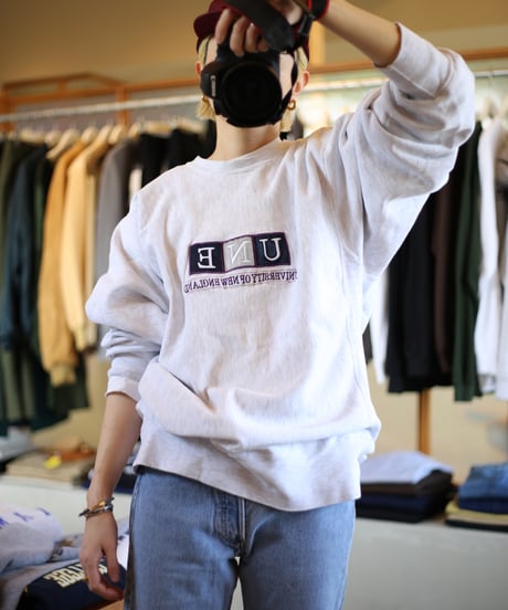 【USED】UNE (University of New England) / リバースウィーブ カレッジ刺繍スウェット (ユニセックス)
