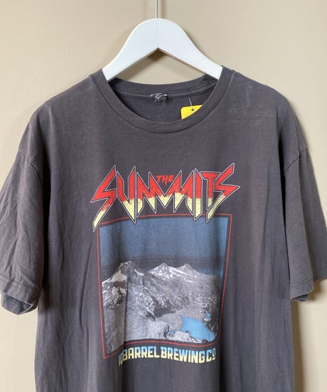 【USED】 10 Barrel Brewing Co. / “THE SUMMITS” オフィシャルプリントTシャツ (ユニセックス)