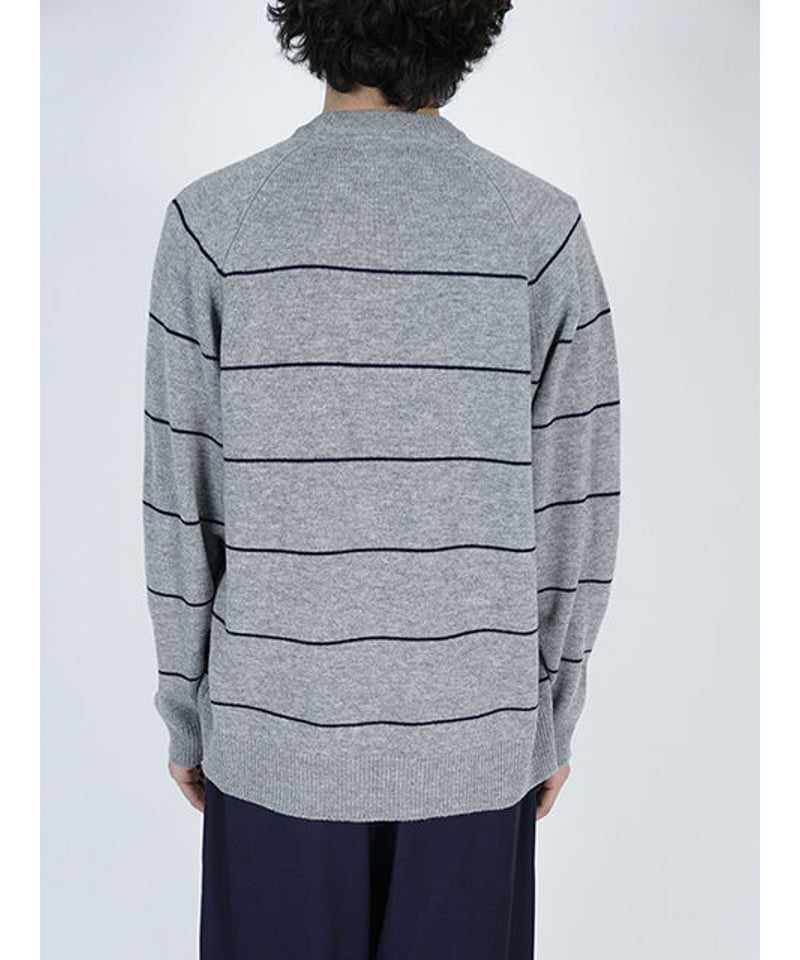 UNIVERSAL PRODUCTS. / MERINO WOOL BORDER CREW N...