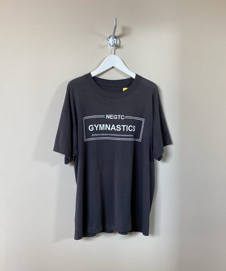 【USED】 GYMNASTICS プリントTシャツ (ユニセックス)