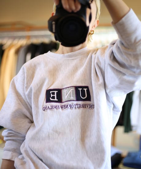 【USED】UNE (University of New England) / リバースウィーブ カレッジ刺繍スウェット (ユニセックス)