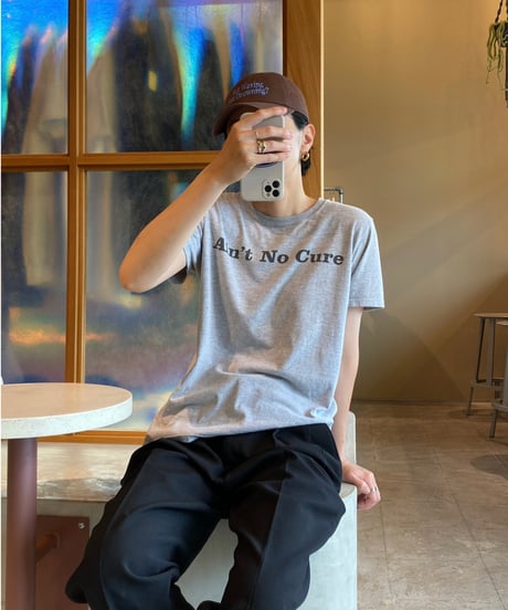 【USED】 “Ain’t No Cure” プリントTシャツ (ユニセックス)