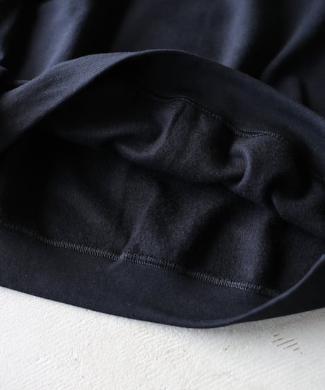 【ORIGINAL】 Vulpes. / Heavy Blend 8.0 oz Crewneck Sweatshirt V3002 (ユニセックス)