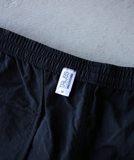 NEW !! 【REAL TEMPO ORIGINAL】 NYLON SHORTS "Not Waving But Drowning?" (ユニセックス)