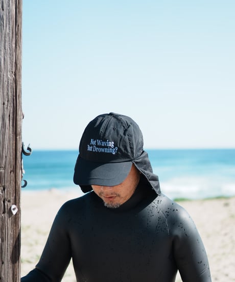 【REALTEMPO ORIGINAL】 Sunshade cap "Not Waving But Drowning?" (unisex)