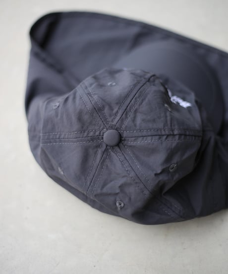【REALTEMPO ORIGINAL】 Sunshade cap "Not Waving But Drowning?" (unisex)