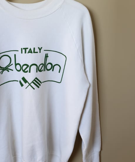 【USED】 ［薄手］Benetton ロゴスウェット (ユニセックス)