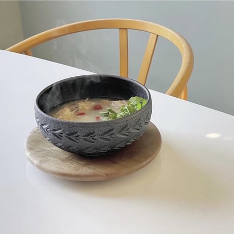 参鶏湯をとびきりおいしく食べるための器　“直火ができる” サムゲタンボウル