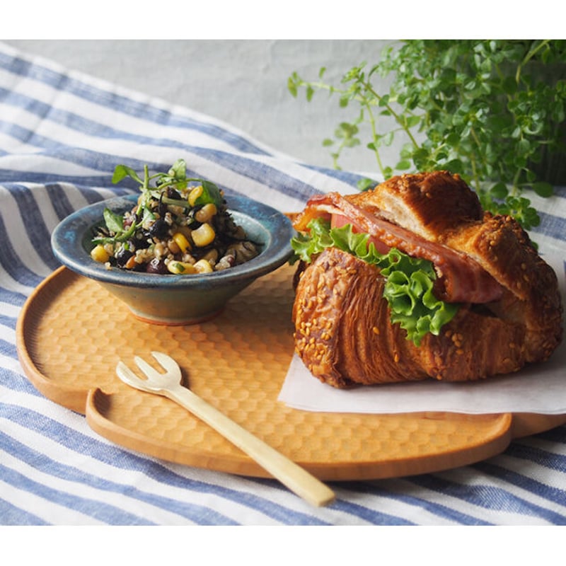 高塚和則 花形パン皿 大/Φ240 サクラ KO-35 | svale furniture