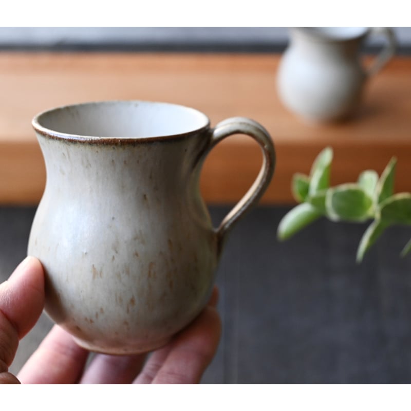 鯨井　円美　稜花皿　白　ピンクベージュ陶器　新品　未使用　2枚セット 稜花皿｜ピンクベージュ｜陶器｜鯨井円美｜和食器通販｜うちる