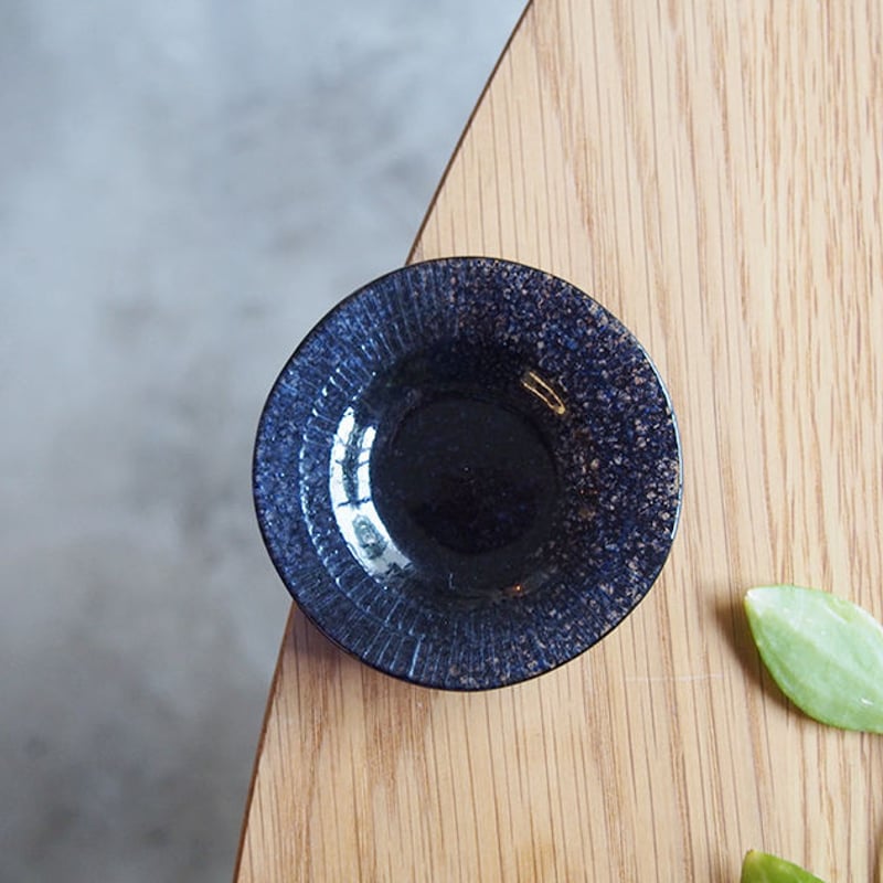 オオタ硝子研究室 リム豆皿 紺 OT-03 | svale furniture