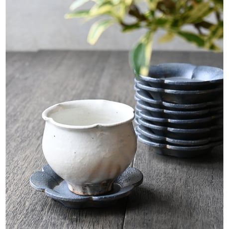 svale furniture /三木達也  輪花皿・茶托Φ100/○白漆　svf‐259