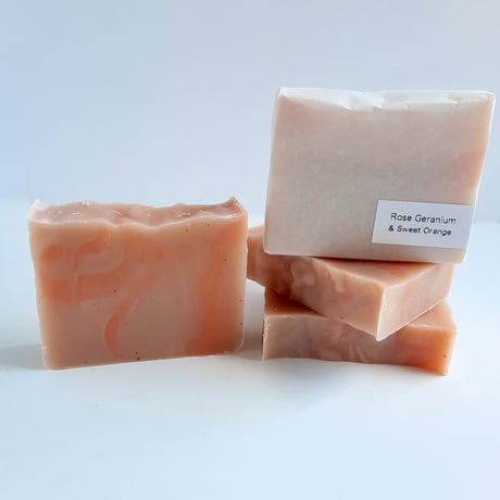 ハンドメイドソープ《ゼラニウム&オレンジ》58g