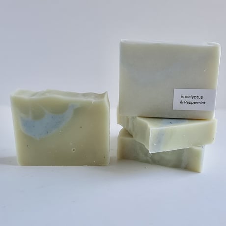 ハンドメイドソープ《ユーカリ＆ミント》58g