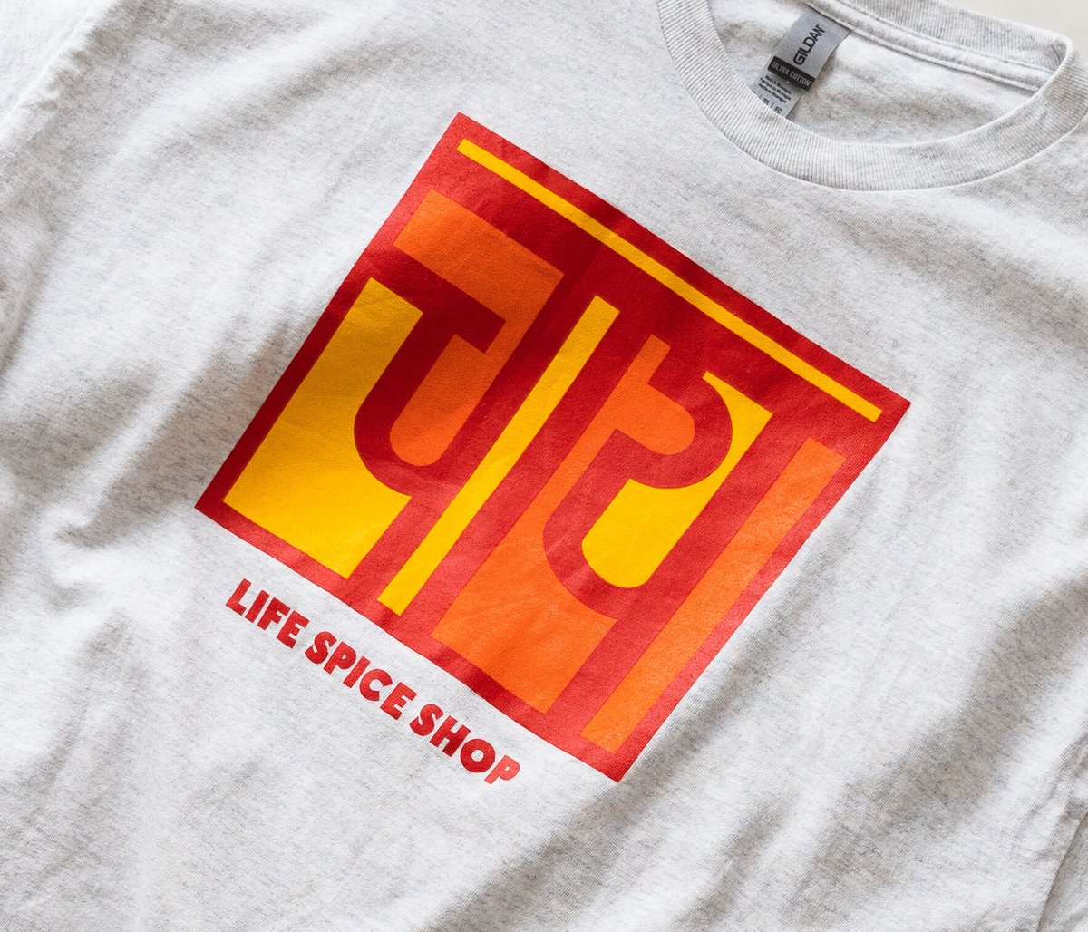 CHAI のストレッチTee