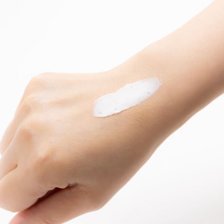 アンドエクラ　フレグランスＵＶカットハンドクリームＮキンモクセイの香り30g　SPF25PA+++【メール便】