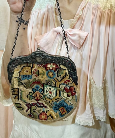 German antique rose embroidery mini bag