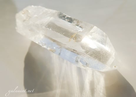 Manikalan quartz point