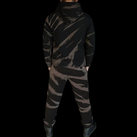 Build Thunder Tie Dye Sweat Pants