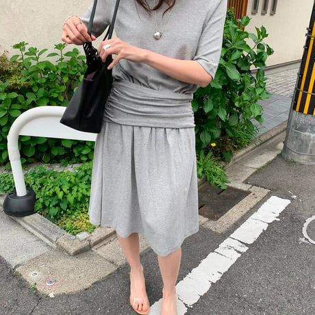予約販売　Elegant Draped Waist Midi Dress