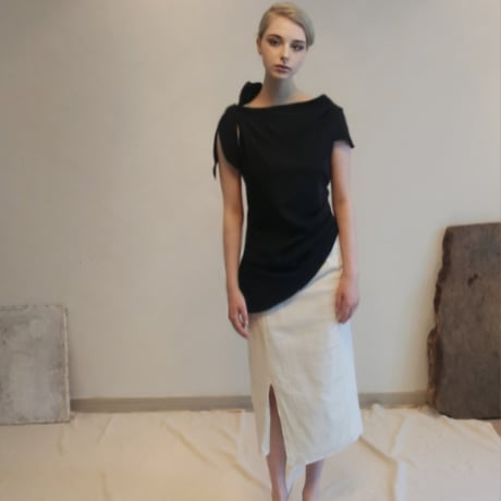 asymmetric draped bow shoulder top