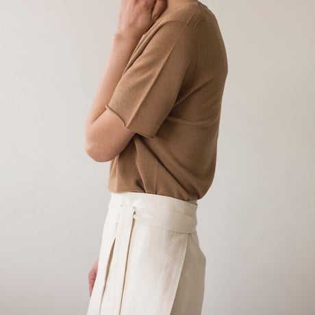 Wool knit short sleeves