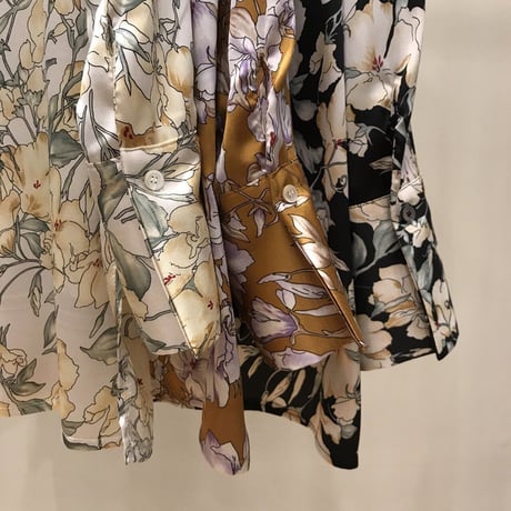 flower blouse