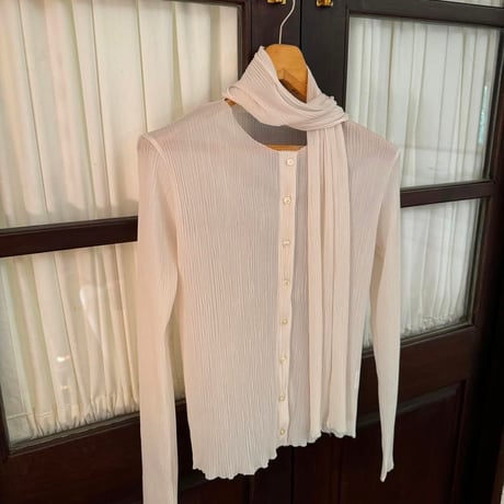 予約販売　Frida pleats cardigan & muffler