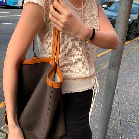 予約販売　Tie Hem Knit Top