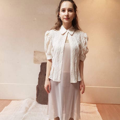 Wrinkle vintage lace blouse