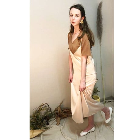 Wool knit short sleeves