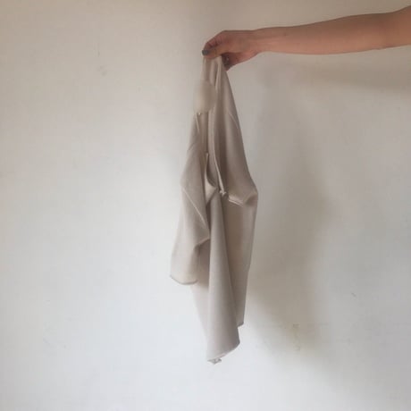 Wool knit short sleeves
