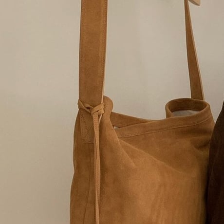 Lamb leather shoulder bag