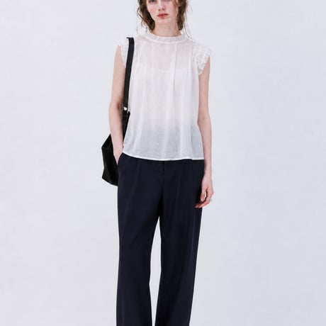 予約販売　Soft Frill Sleeveless Cotton Blouse
