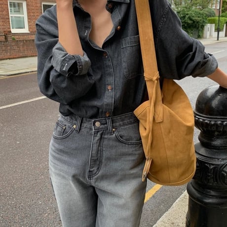 Lamb leather shoulder bag