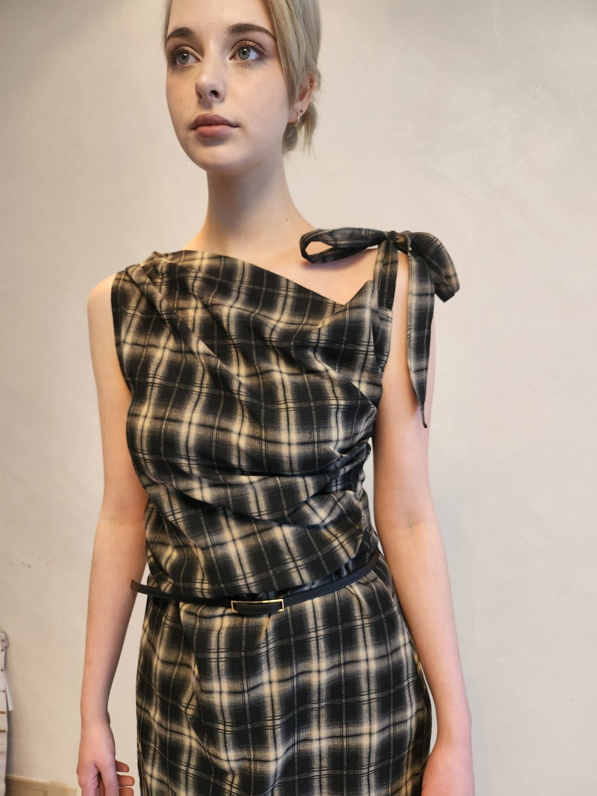 Draped plaid sleeveless dress | Ir